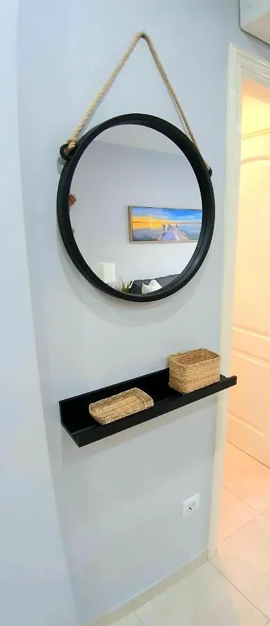 Cozy Apartament In The Heart Of Santa Cruz Spain